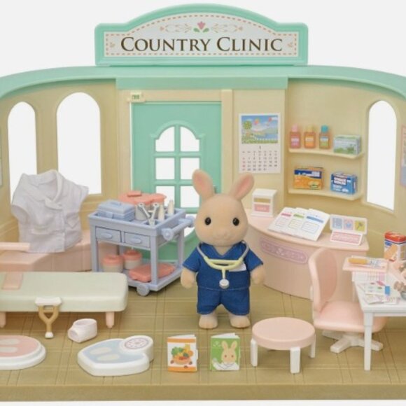 Calico Critters Country Doctor Gift Set Dollhouse Playset Damaged Box - Picture 1 of 3